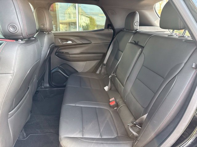 Used 2025 Chevrolet TrailBlazer RS w/ Convenience Package AWD/4WD image 34