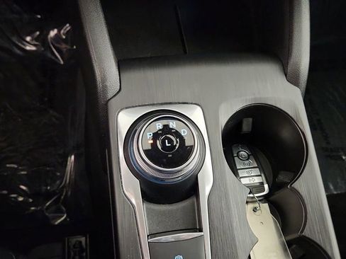 Certified 2023 Ford Escape ST-Line Select w/ Tech Pack #1 image 28