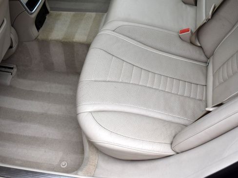 Used 2019 Mercedes-Benz S 560 4MATIC Sedan image 35