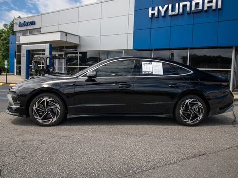 Used 2024 Hyundai Sonata SEL w/ Convenience Package FWD image 4