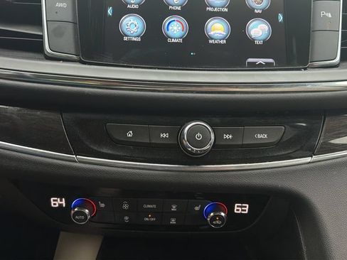 Used 2018 Buick Enclave Essence AWD/4WD image 16