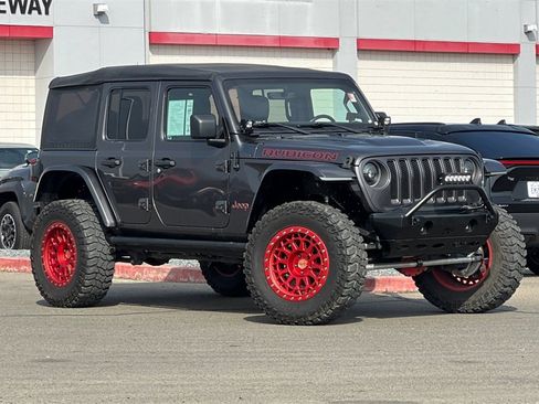 Used 2021 Jeep Wrangler Unlimited Rubicon image 2
