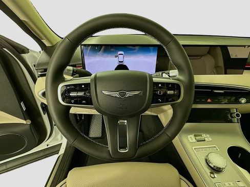 New 2026 Genesis GV70 2.5T Advanced AWD/4WD image 10