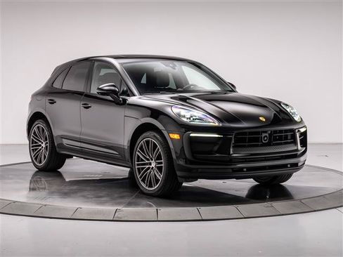 Used 2024 Porsche Macan AWD/4WD image 7
