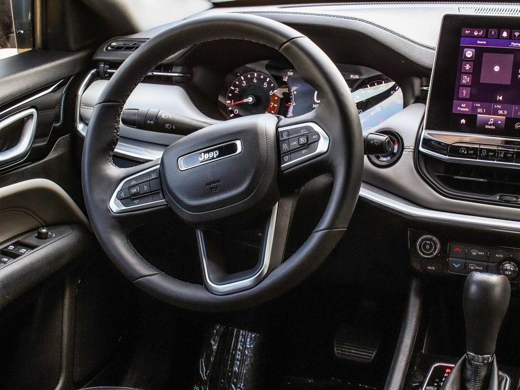 Used 2024 Jeep Compass Limited AWD/4WD image 26