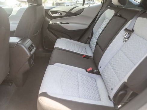 Used 2023 Chevrolet Equinox LS FWD image 19