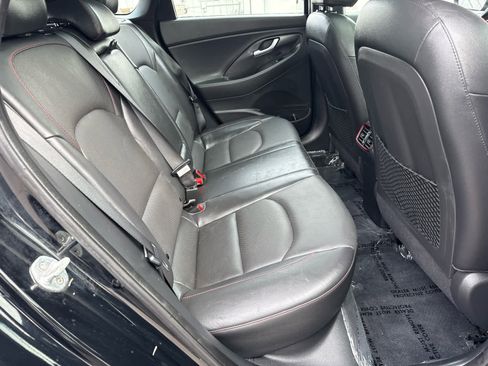 Used 2018 Hyundai Elantra GT Sport w/ Sport Tech Package 04 image 14