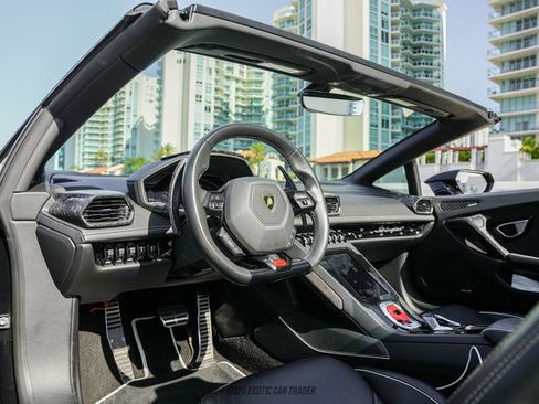 Used 2020 Lamborghini Huracan EVO AWD/4WD image 28