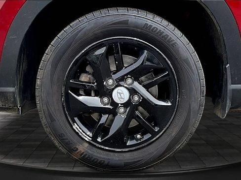 Used 2023 Hyundai Venue SE w/ Cargo Package FWD image 36