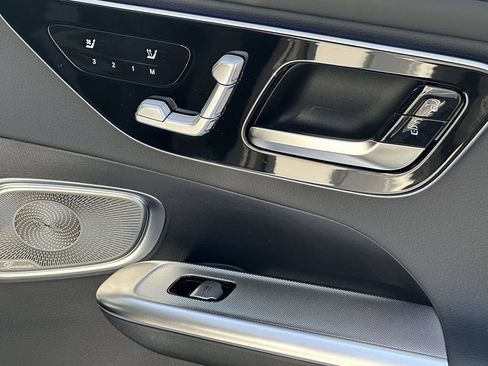 New 2026 Mercedes-Benz GLC 300 image 17
