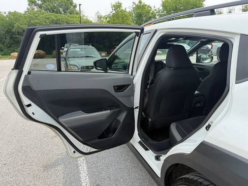 Used 2024 Subaru Crosstrek 2.5i Wilderness AWD/4WD image 19