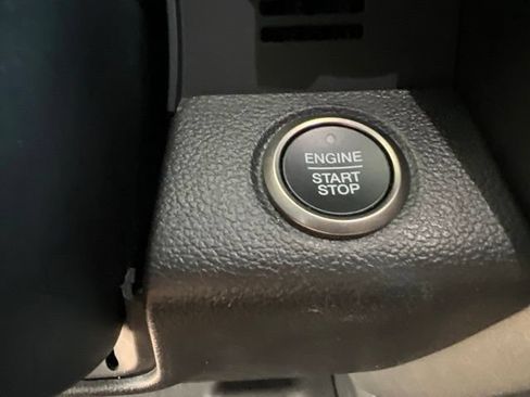 Used 2018 Ford F150 Raptor w/ Equipment Group 802A Luxury AWD/4WD image 24