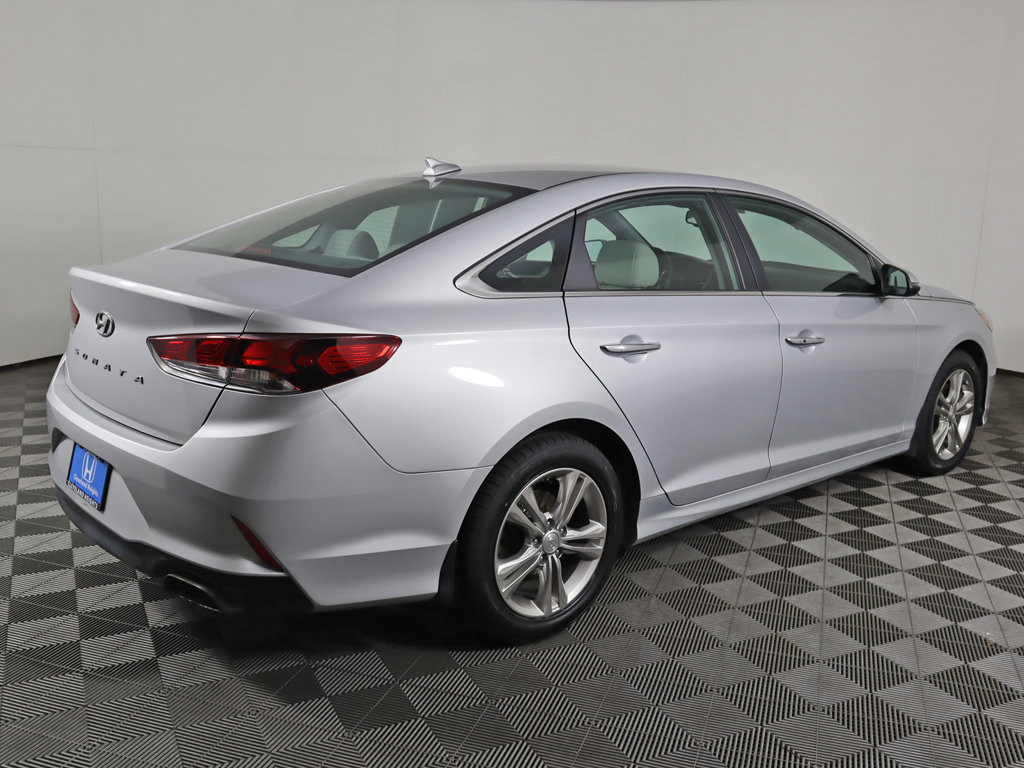 Used 2019 Hyundai Sonata SEL w/ Winter Weather Package FWD image 8
