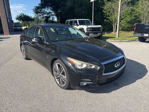 Used 2017 INFINITI Q50 3.0t Premium w/ Driver Assistance Package image 10