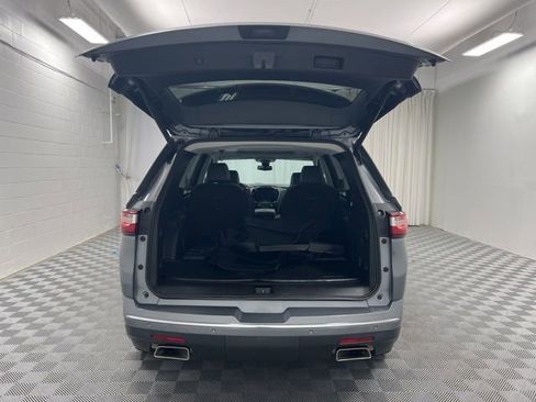 Used 2019 Chevrolet Traverse High Country w/ LPO, Floor Liner Package AWD/4WD image 10