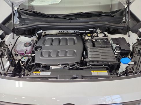 New 2026 Volkswagen Tiguan SE R-Line image 38
