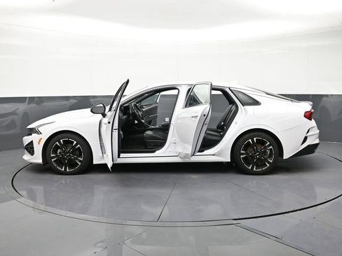 Used 2022 Kia K5 GT-Line image 34