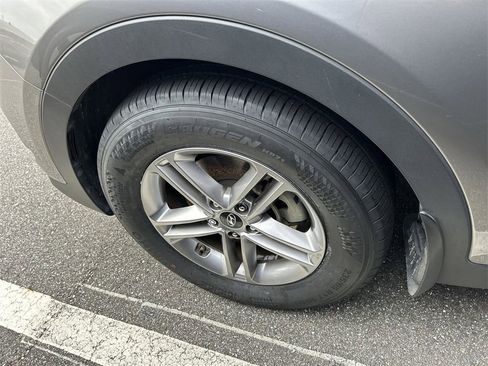 Used 2018 Hyundai Santa Fe Sport w/ 2.4L Tech Package 04 image 34