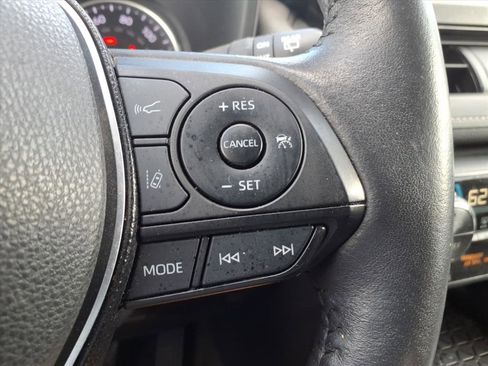 Used 2021 Toyota RAV4 XLE w/ XLE Grade Weather Package image 25