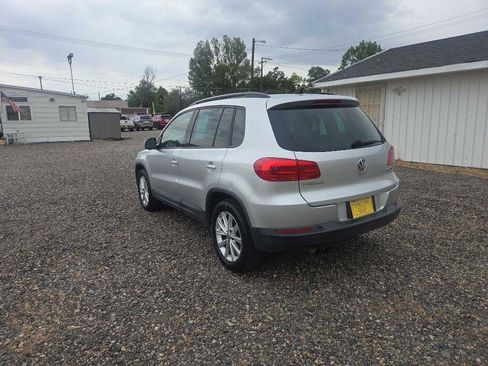 Used 2015 Volkswagen Tiguan SE FWD image 3