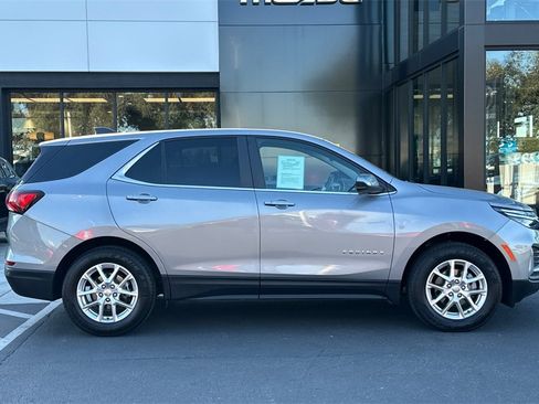 Used 2024 Chevrolet Equinox LT image 4