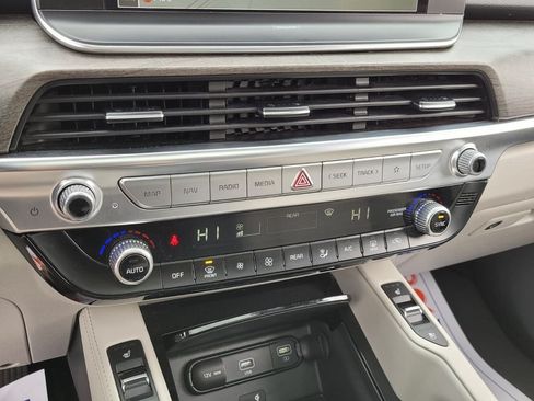 Used 2022 Kia Telluride EX FWD image 21