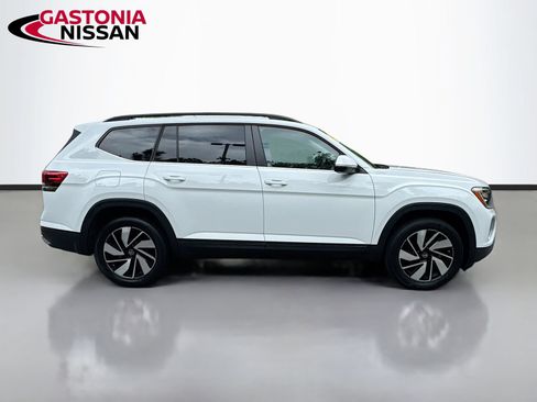 Used 2024 Volkswagen Atlas SE FWD image 10