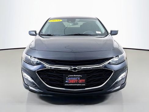 Used 2023 Chevrolet Malibu RS FWD image 2
