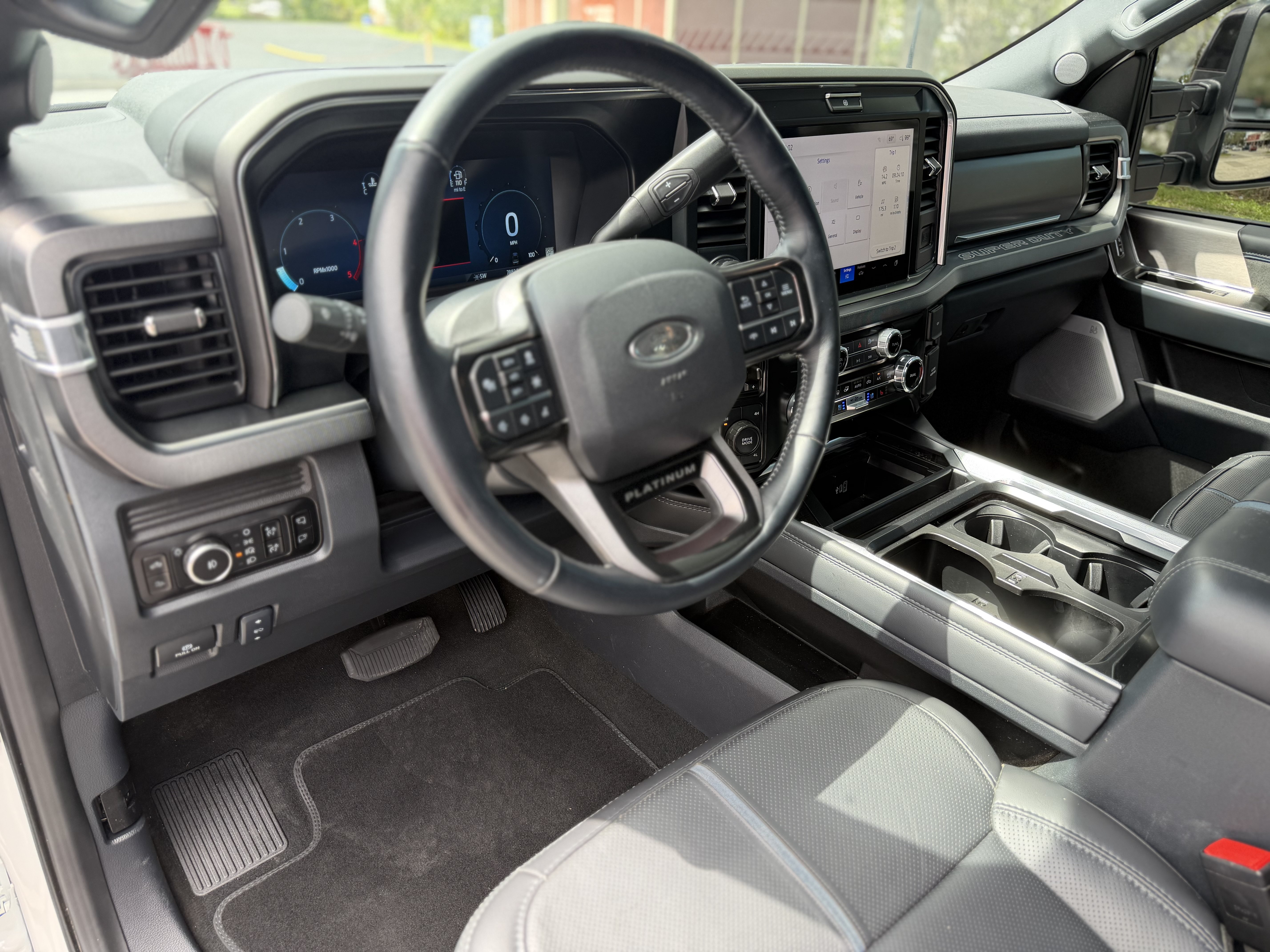 Used 2026 Ford F250 Platinum AWD/4WD image 13