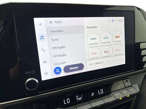 Used 2025 Toyota Camry LE FWD image 65