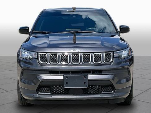 Used 2023 Jeep Compass Sport AWD/4WD image 4