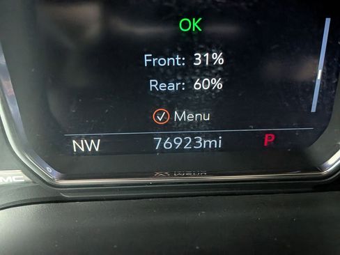 Used 2021 GMC Yukon Denali w/ Denali Premium Package image 19