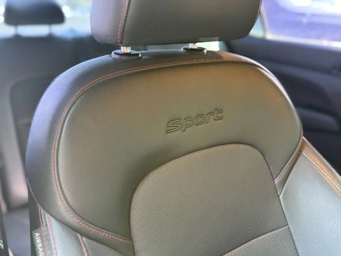 Used 2017 Hyundai Elantra Sport FWD image 35