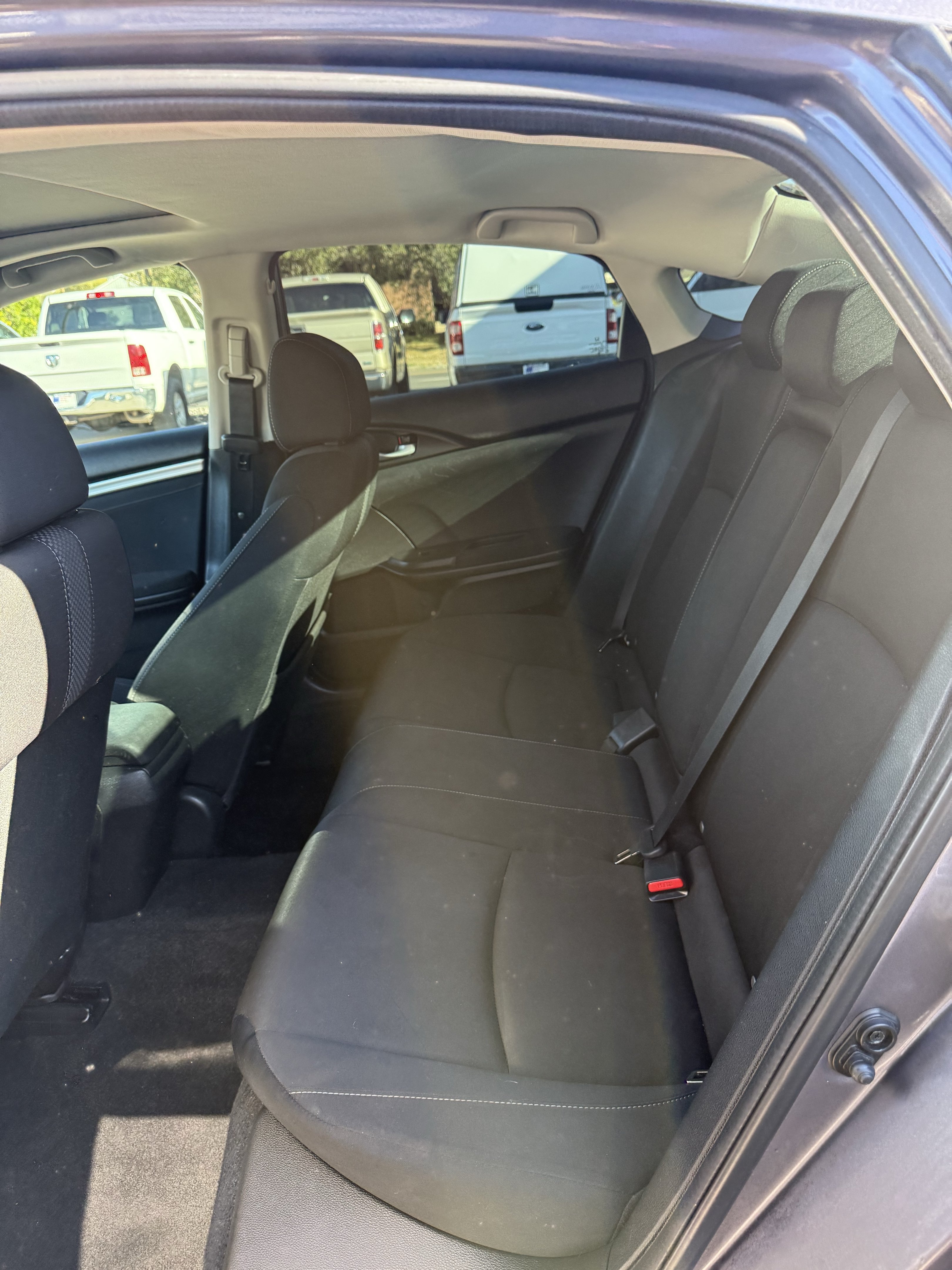 Used 2020 Honda Civic EX image 9