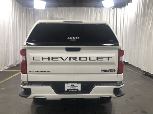 Used 2021 Chevrolet Silverado 1500 High Country image 4