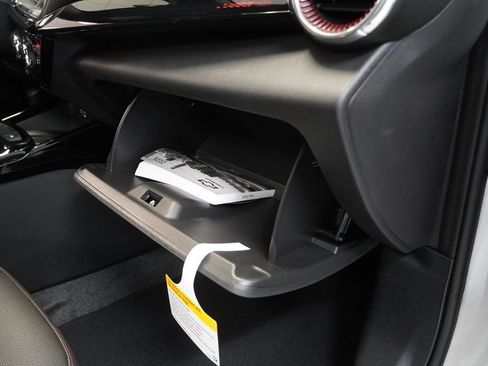New 2026 Chevrolet Trax RS w/ Sunroof Package FWD image 36
