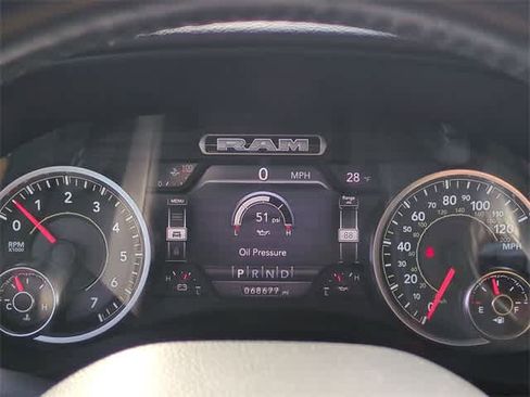 Used 2021 RAM 1500 Big Horn image 33