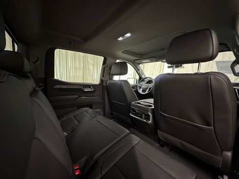 Used 2026 GMC Sierra 1500 Denali w/ Denali Reserve Package AWD/4WD image 18