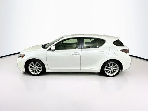 Used 2013 Lexus CT 200h w/ Premium Pkg w/Navigation FWD image 4