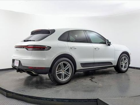 Used 2019 Porsche Macan w/ Premium Package Plus AWD/4WD image 8