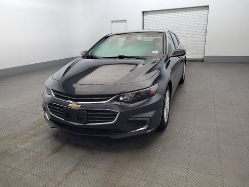 Used 2018 Chevrolet Malibu LT w/ Leather Package FWD image 15