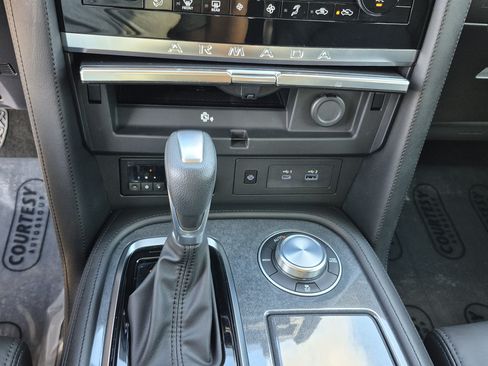 Used 2023 Nissan Armada SV w/ Cargo Package AWD/4WD image 28