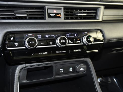 Certified 2026 Honda Pilot Touring image 28