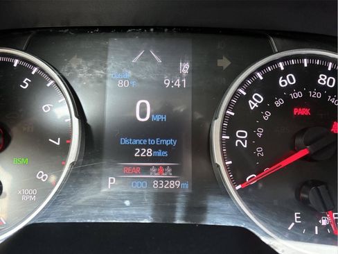 Used 2021 Toyota RAV4 XLE AWD/4WD image 55