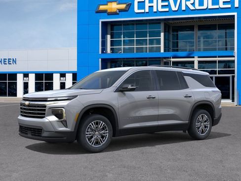 New 2026 Chevrolet Traverse LT AWD/4WD image 2