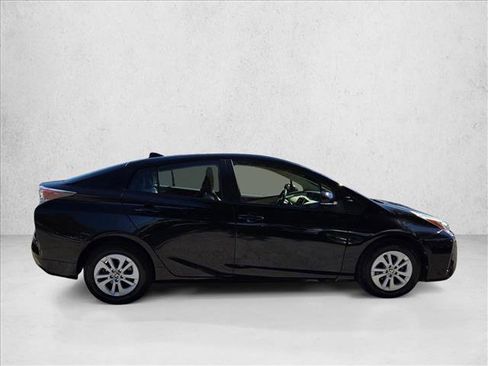 Used 2016 Toyota Prius Two image 4