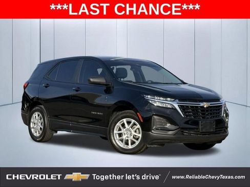 Used 2024 Chevrolet Equinox LS w/ Driver Confidence II Package FWD image 1