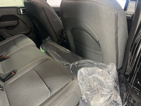 New 2025 Jeep Gladiator Nighthawk image 26