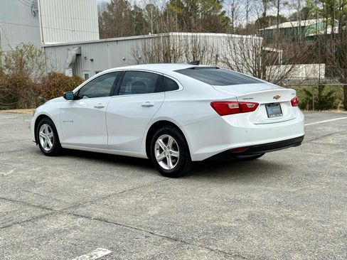 Used 2021 Chevrolet Malibu LS w/ Driver Confidence Package II FWD image 5