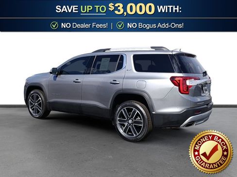 Used 2023 GMC Acadia SLT w/ Technology Package image 4